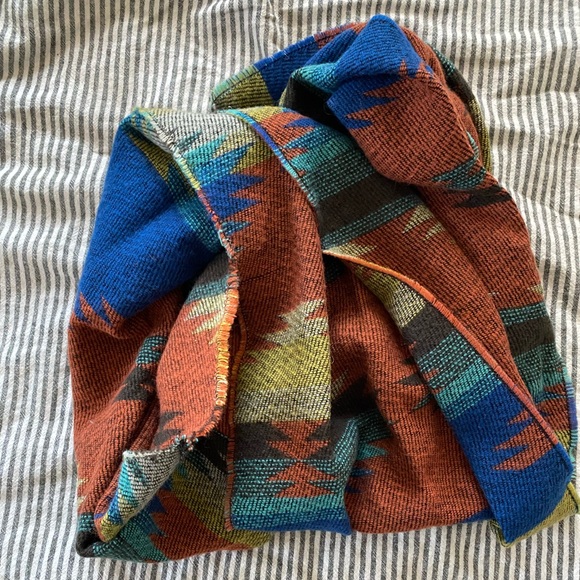 Infinity scarf - Picture 2 of 2